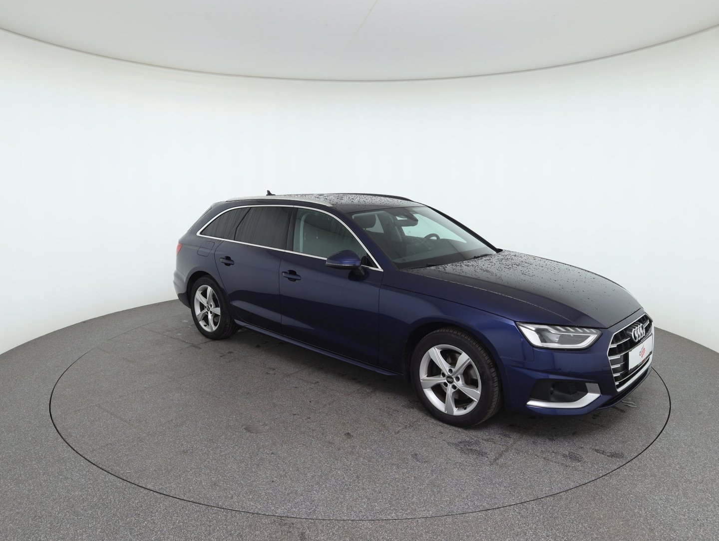 Audi A4 Avant 35 TDI advanced | Bild 3 von 31