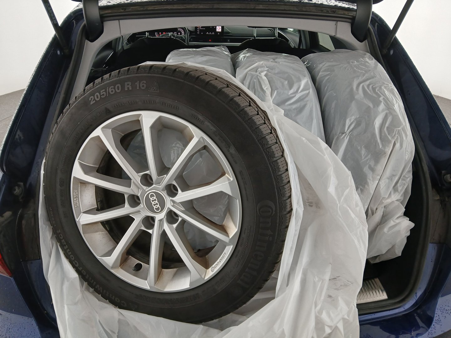 Audi A4 Avant 35 TDI advanced | Bild 28 von 31