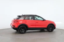 VW T-Roc Sport TSI ACT DSG in Flash Rot Dach Schwarz