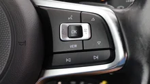 VW T-Roc Sport TSI ACT DSG in Flash Rot Dach Schwarz