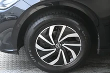 VW Polo Friends TSI in Deep Black Perleffekt