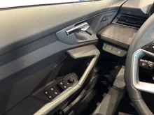 Audi A3 Sportback TFSI 85kW Entry in Manhattangrau Metallic