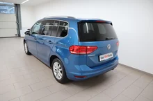 VW Touran Highline TDI SCR in Carribean Blue Metallic