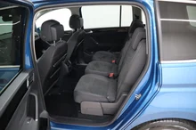 VW Touran Highline TDI SCR in Carribean Blue Metallic