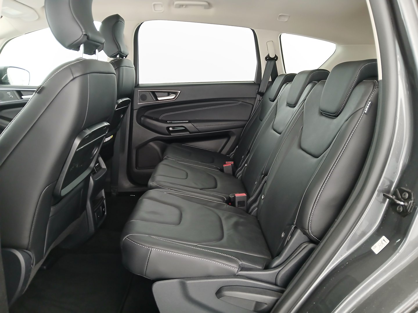 Ford S-MAX Titanium 2.0 EcoBlue SCR | Bild 26 von 32