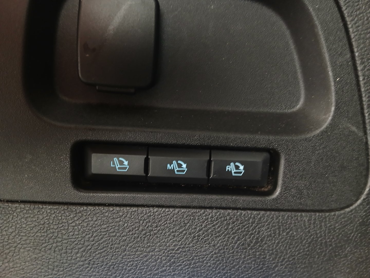 Ford S-MAX Titanium 2.0 EcoBlue SCR | Bild 28 von 32