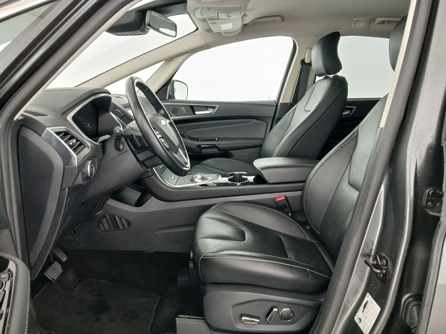 Ford S-MAX Titanium 2.0 EcoBlue SCR | Bild 13 von 32