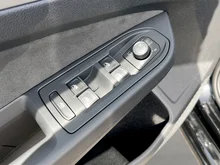 VW Golf Rabbit TSI in Grenadillschwarz Metallic