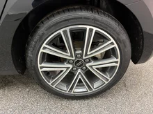 Audi A1 Sportback 30 TFSI intense in Mythosschwarz Metallic