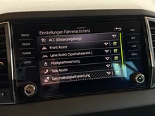 Škoda Karoq 4x4 Selection TDI DSG in Smokey Diamond-Silber Metallic