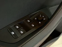 Škoda Karoq 4x4 Selection TDI DSG in Smokey Diamond-Silber Metallic