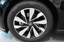VW ID.Polo ID. Polo Life Edition 155 kW - 52 kWh in Grenadillschwarz Metallic