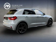 Audi A1 Sportback 25 TFSI intense in Pfeilgrau Perleffekt