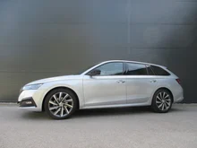 Škoda Octavia Combi Style TDI DSG in Brillant-Silber Metallic