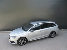 Škoda Octavia Combi Style TDI DSG in Brillant-Silber Metallic
