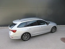 Škoda Octavia Combi Style TDI DSG in Brillant-Silber Metallic