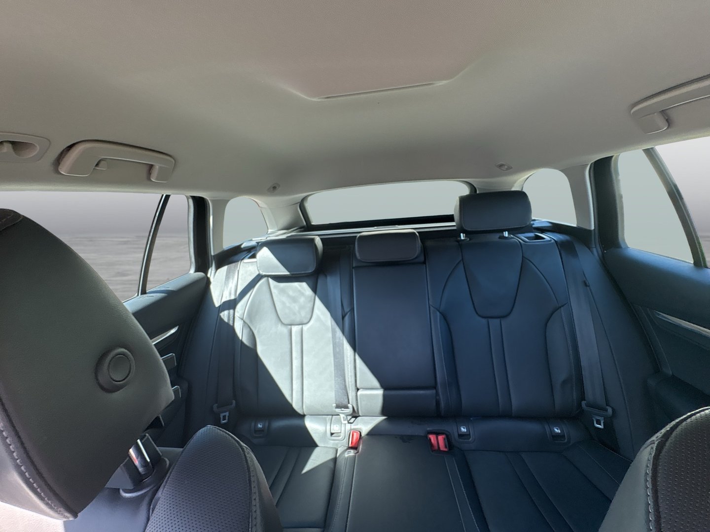 Škoda OCTAVIA Combi Premium TDI DSG | Bild 18 von 21