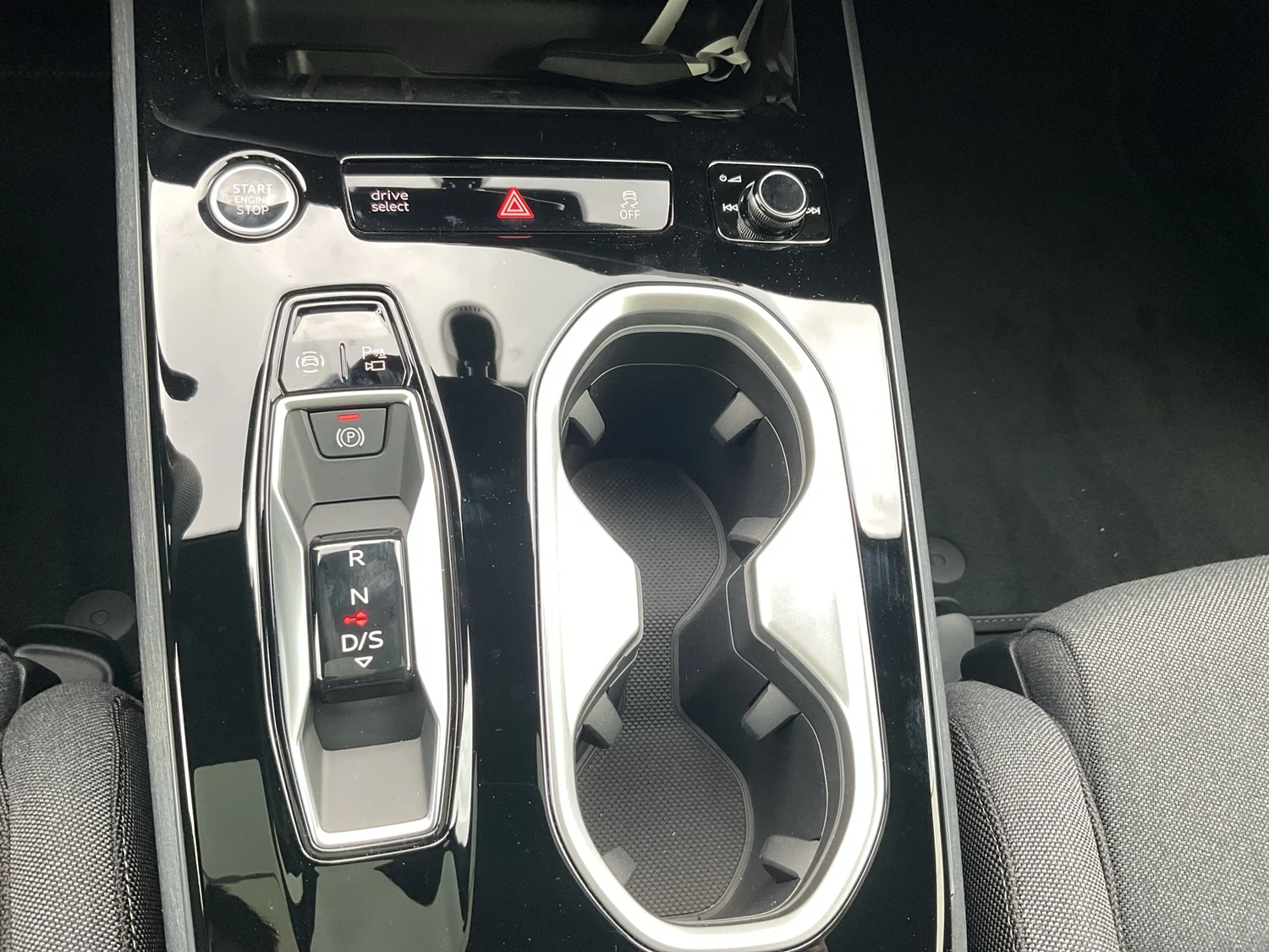 Bild eines Audi A6 Avant quattro TDI 150 kW