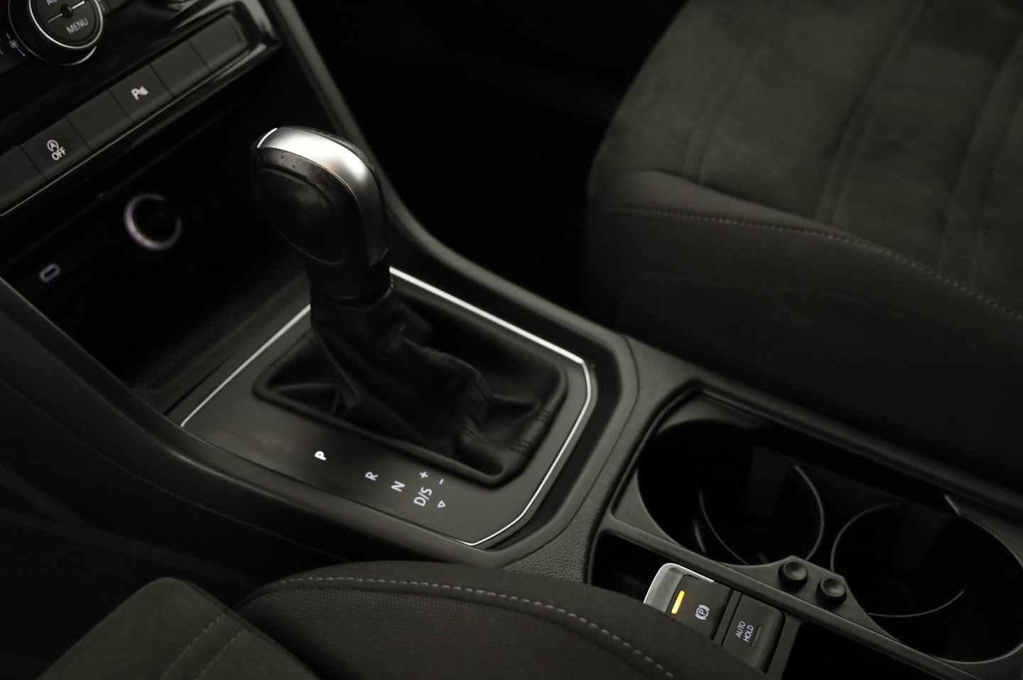 VW Touran Comfortline TDI SCR | Bild 23 von 30