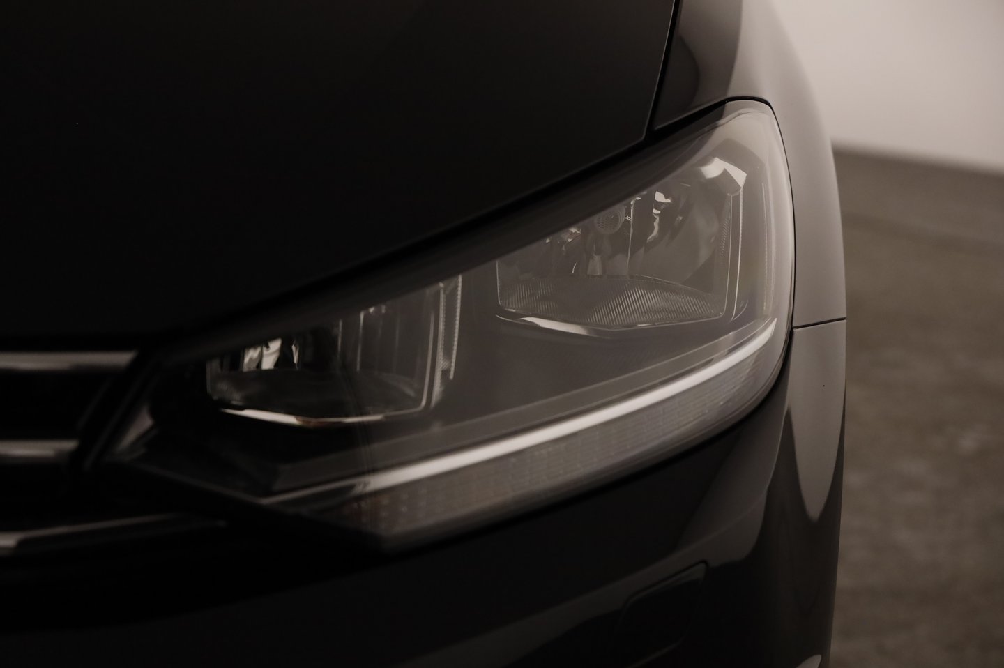 VW Touran Comfortline TDI SCR | Bild 28 von 30