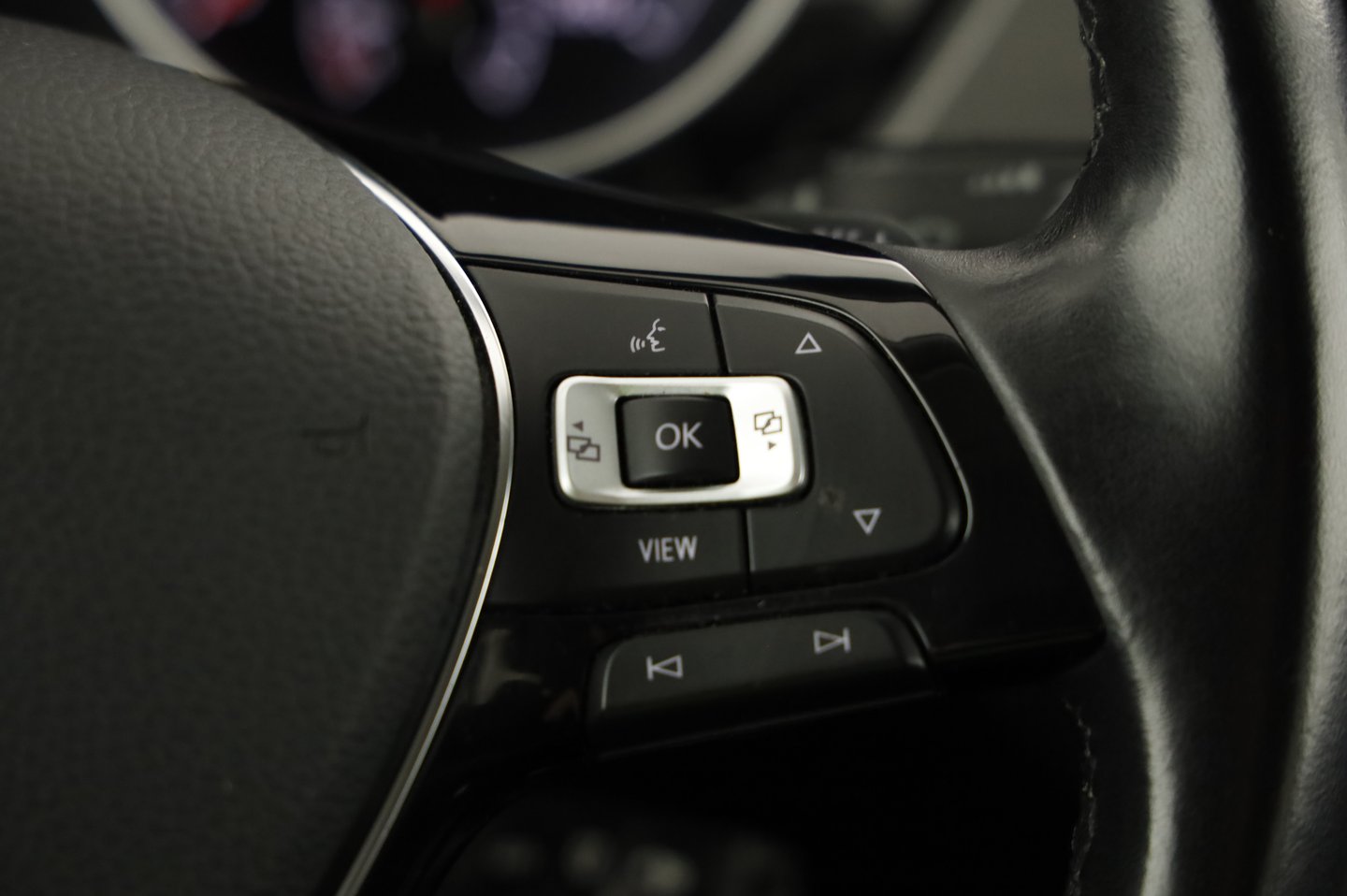 VW Touran Comfortline TDI SCR | Bild 18 von 30