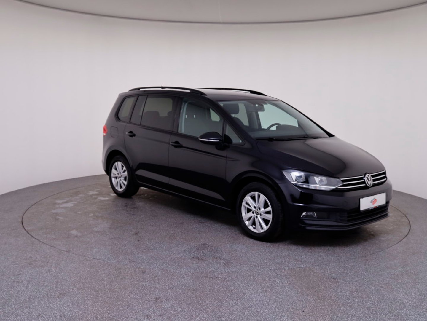VW Touran Comfortline TDI SCR | Bild 3 von 30