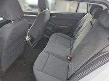 VW Golf Variant Life TDI in Pure White