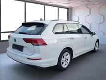 VW Golf Variant Life TDI in Pure White