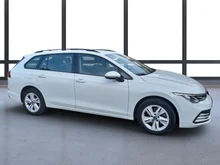 VW Golf Variant Life TDI in Pure White
