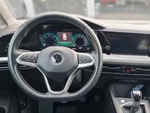 VW Golf Variant Life TDI in Pure White