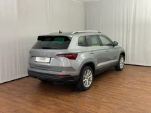Škoda Karoq 4x4 Selection TDI DSG in Smokey Diamond-Silber Metallic