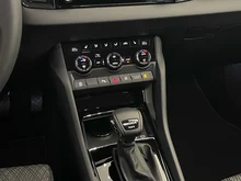Škoda Karoq 4x4 Selection TDI DSG in Smokey Diamond-Silber Metallic