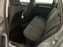 Škoda Karoq 4x4 Selection TDI DSG in Smokey Diamond-Silber Metallic