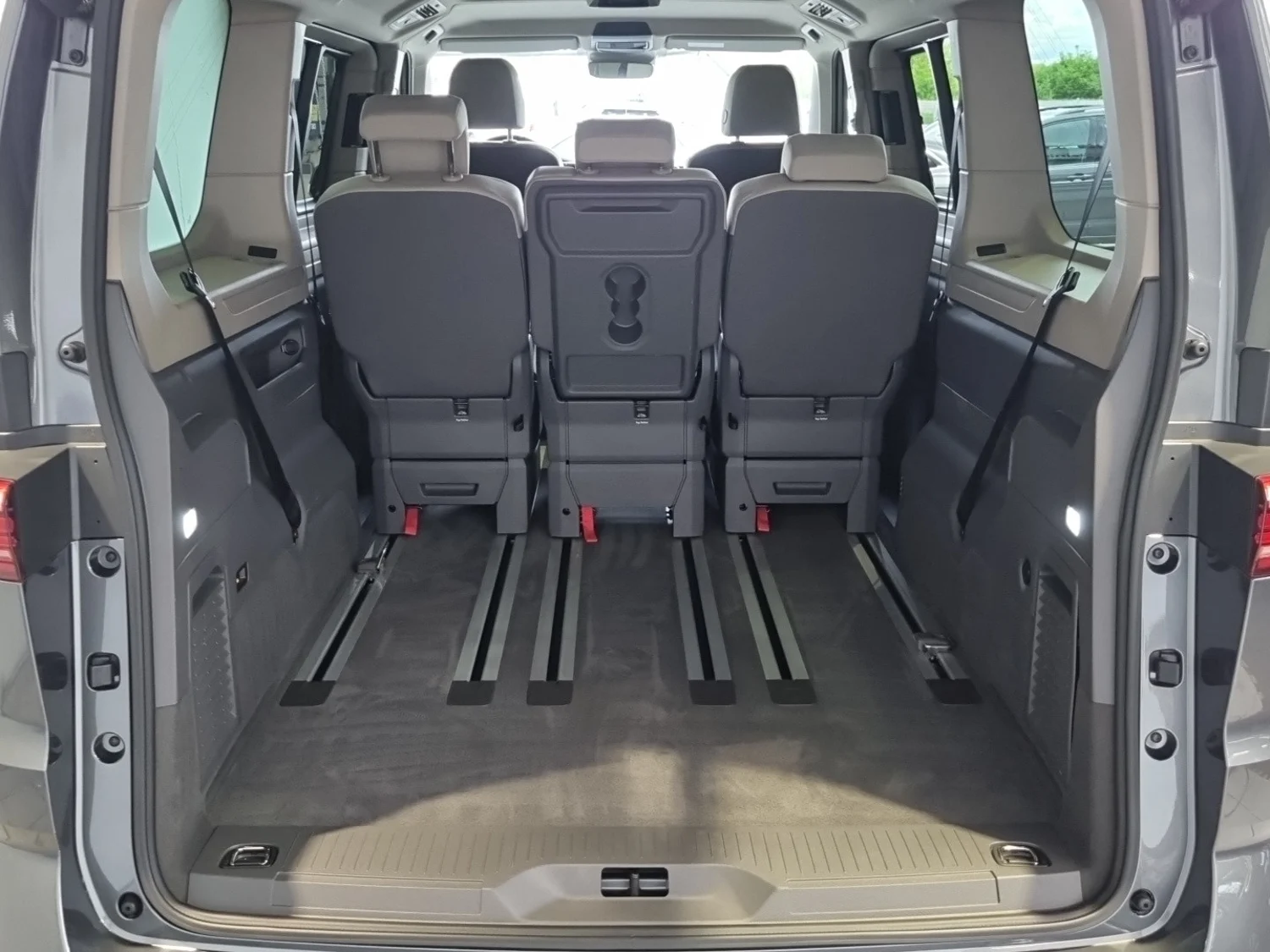 Bild eines Multivan Business ÜH eHybrid 180 kW 4M