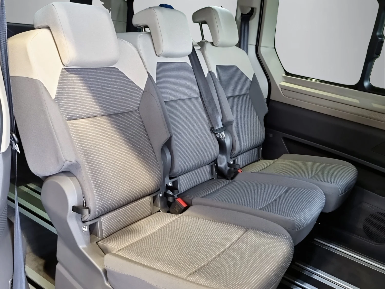 Bild eines Multivan Business ÜH eHybrid 180 kW 4M