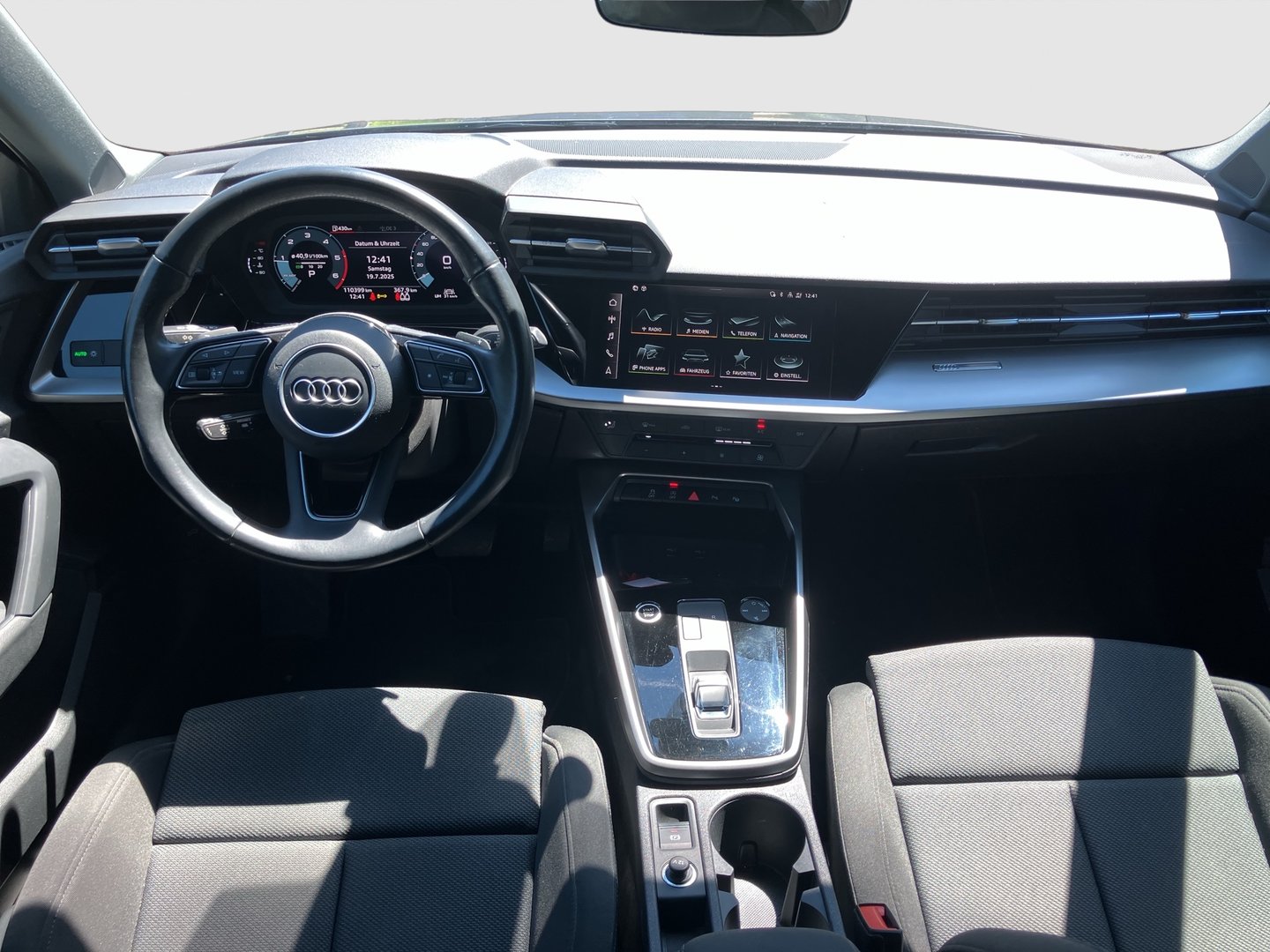 Audi A3 Sportback 35 TDI S line exterieur | Bild 10 von 23