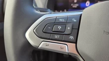 VW T-Cross 4Me TSI in 5W Rauchgrau Metallic
