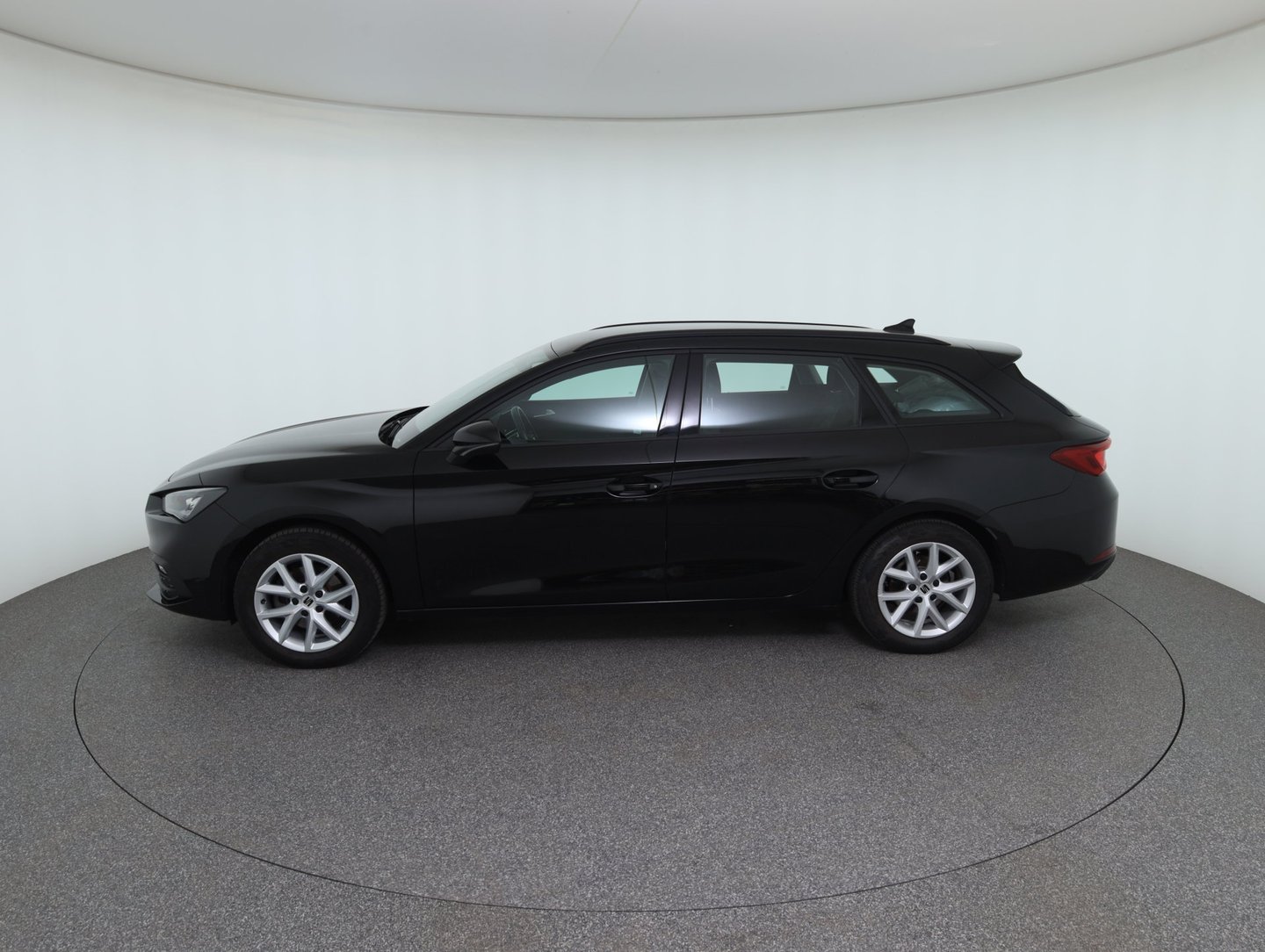 SEAT Leon SP Kombi Style 1.0 TSI | Bild 2 von 22