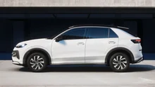 VW T-Roc Life eTSI DSG in Pure White Dach Black Uni