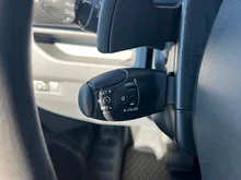 Peugeot Expert Premium Kasten L1H1 2,0 BlueHDi 180 Aut. S&S in weiß