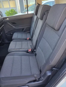 VW Touran Sky TDI DSG in Pure White