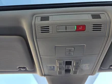 VW Touran Sky TDI DSG in Pure White