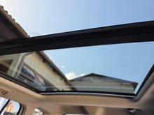 VW Touran Sky TDI DSG in Pure White