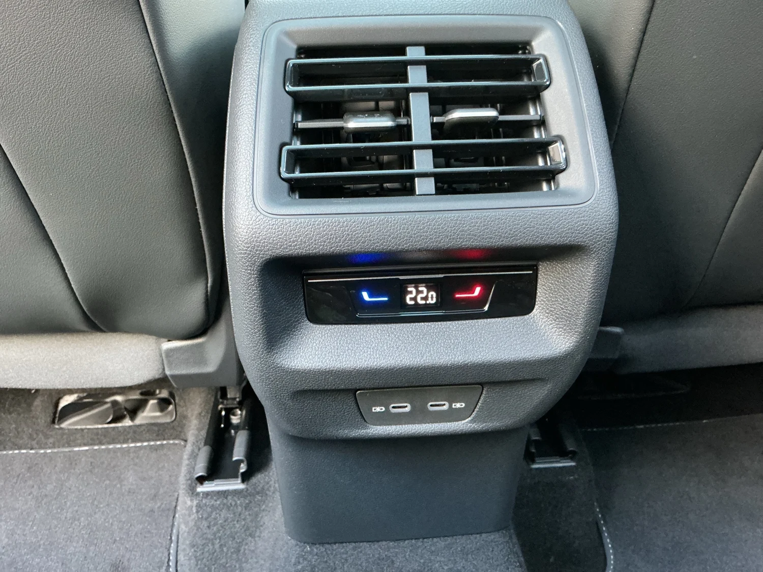 Bild eines VW Tiguan Sport TDI 4MOTION DSG