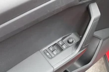 SEAT Arona FAST LANE Reference in Emotion-Rot
