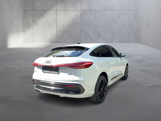 Bild eines Audi Q5 Sportback TDI quattro 150 kW