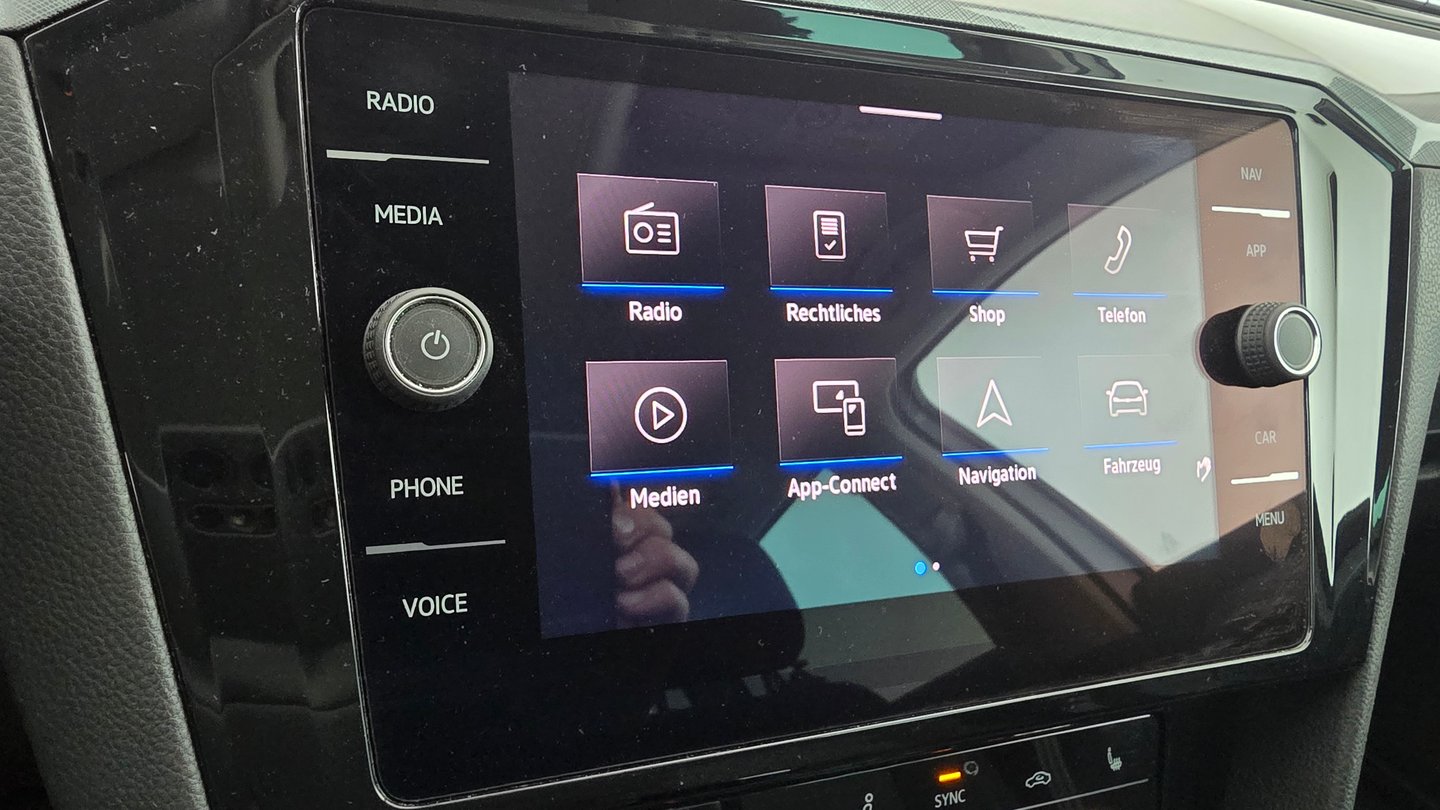 VW Passat Variant Business TDI DSG | Bild 18 von 25