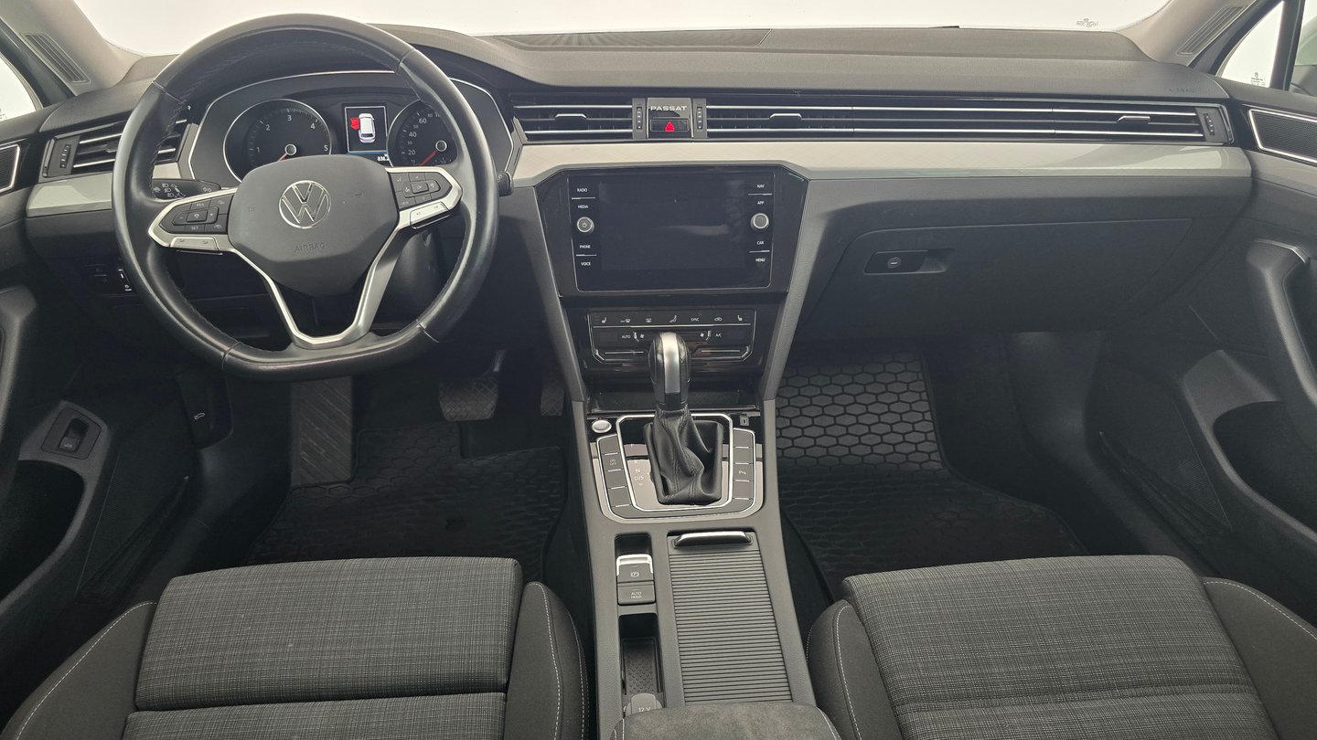 VW Passat Variant Business TDI DSG | Bild 13 von 25