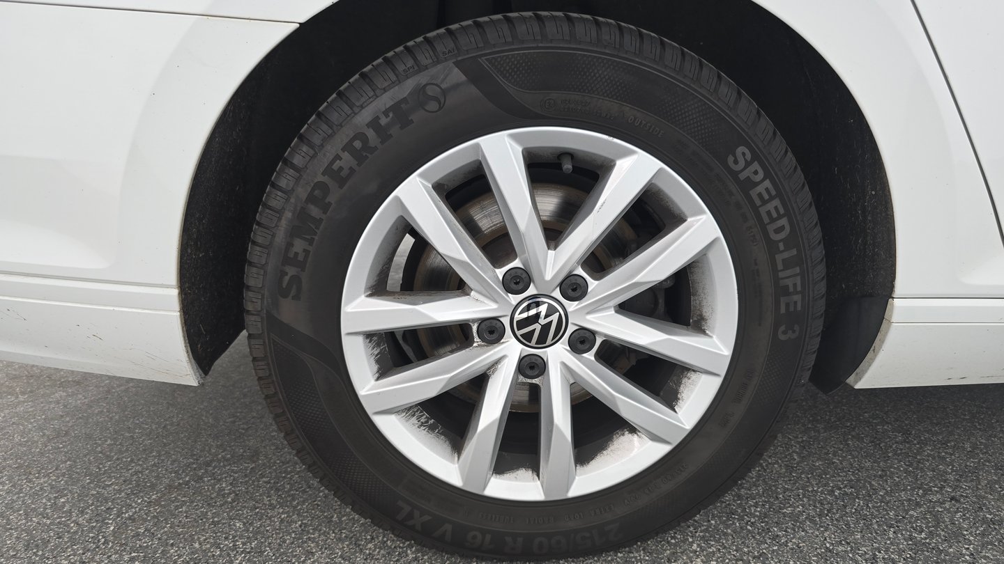 VW Passat Variant Business TDI DSG | Bild 9 von 25