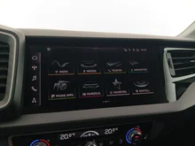 Audi A1 Sportback 25 TFSI intense in Mythosschwarz Metallic